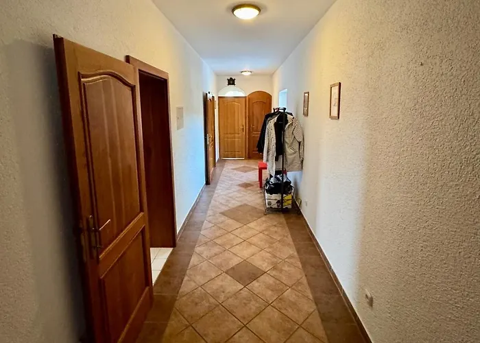 Luxurious Above The Colonade Apartment Mariánské Lázně