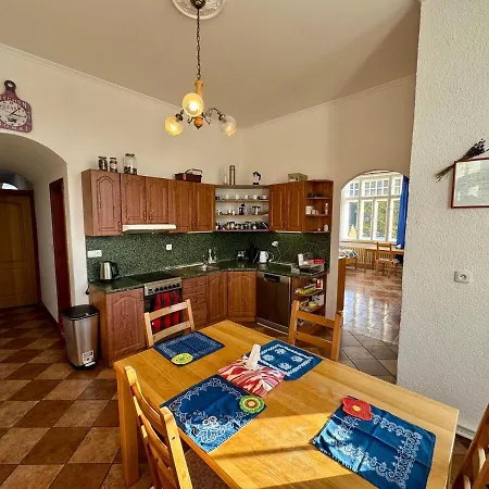 Luxurious Above The Colonade